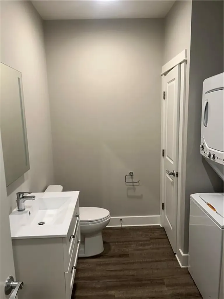 128 Dean Street Providence RI 02903