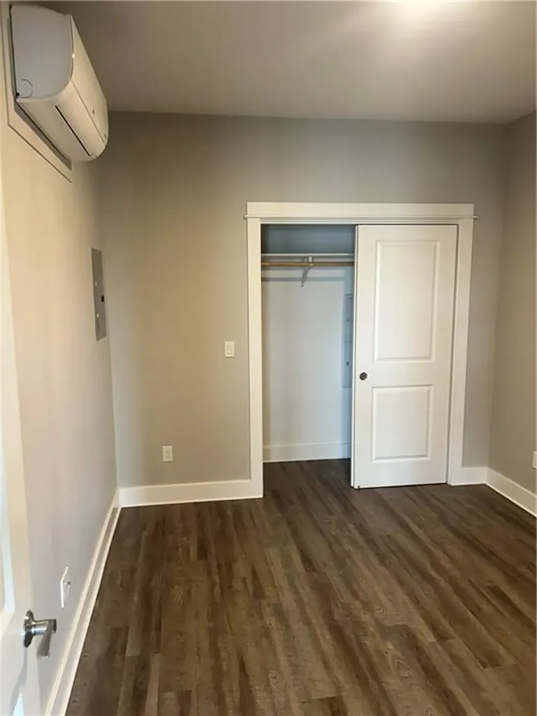 128 Dean Street Providence RI 02903