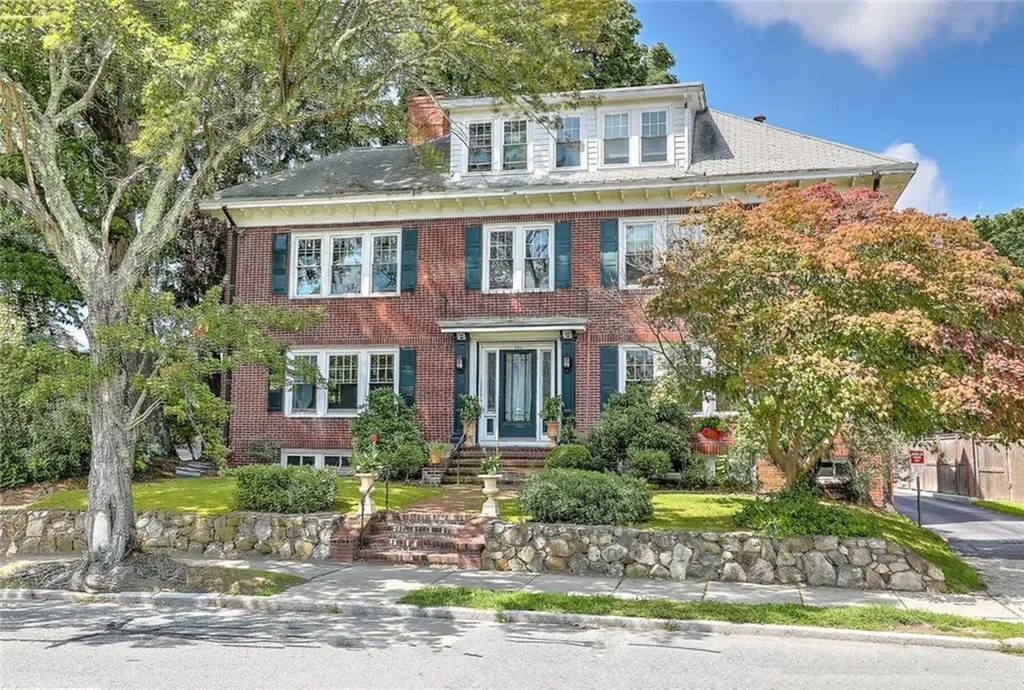 294 Butler Avenue Providence RI 02906