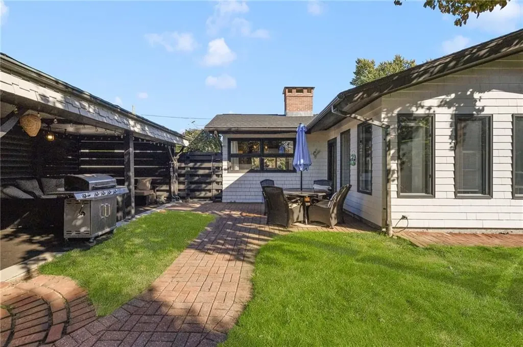 92 Turner Avenue Cranston RI 02920