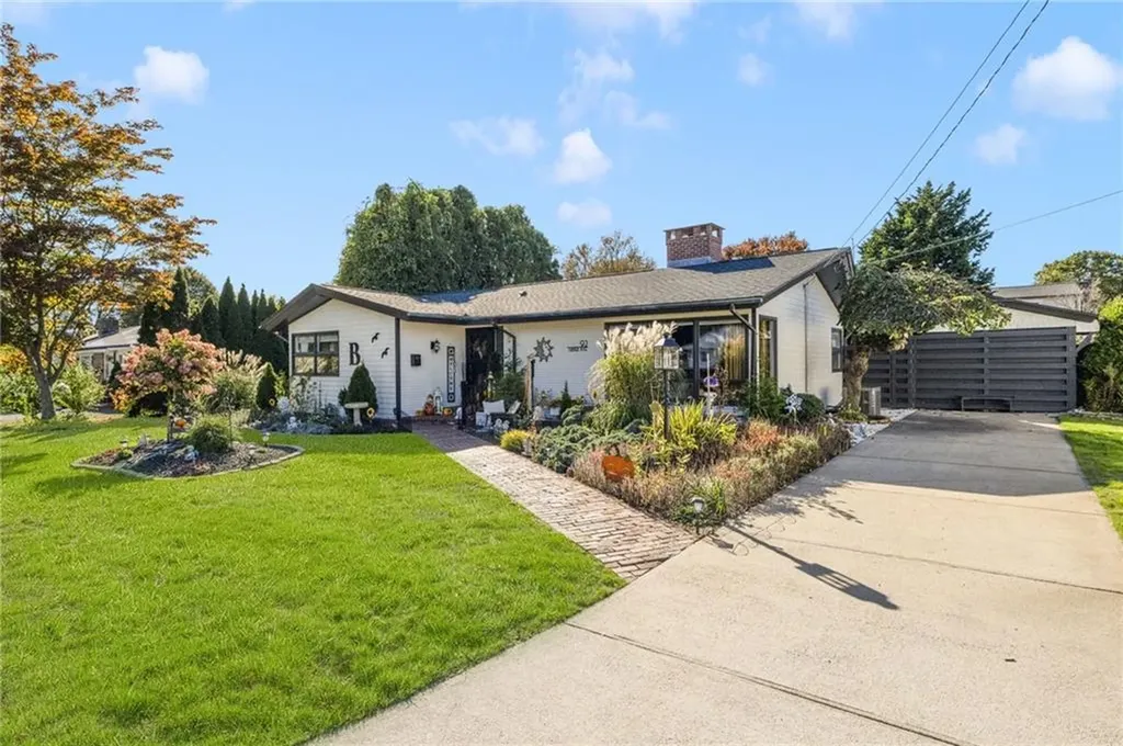 92 Turner Avenue Cranston RI 02920
