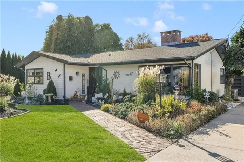 92 Turner Avenue Cranston RI 02920