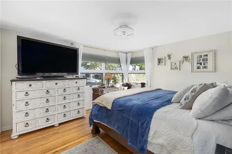 92 Turner Avenue Cranston RI 02920