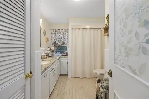 92 Turner Avenue Cranston RI 02920