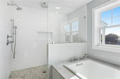 32 Arrowhead Drive Tiverton RI 02878