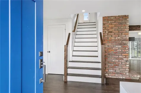 32 Arrowhead Drive Tiverton RI 02878