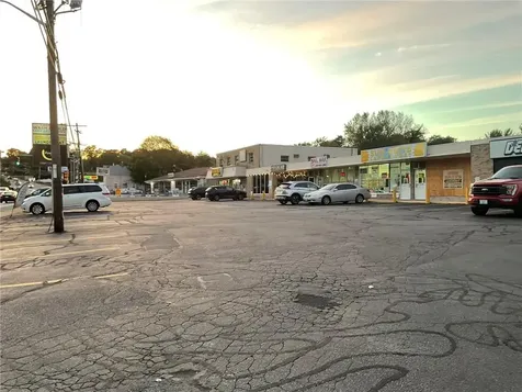 1557 Plainfield Pike Johnston RI 02919