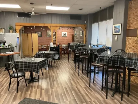1557 Plainfield Pike Johnston RI 02919