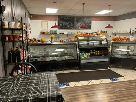 1557 Plainfield Pike Johnston RI 02919