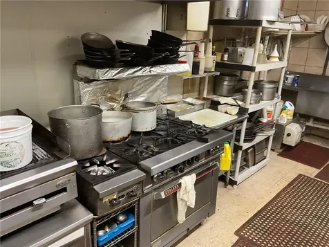 1557 Plainfield Pike Johnston RI 02919