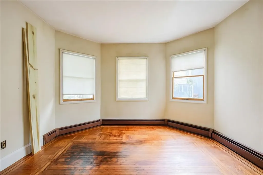 61 Whitmarsh Street Providence RI 02907