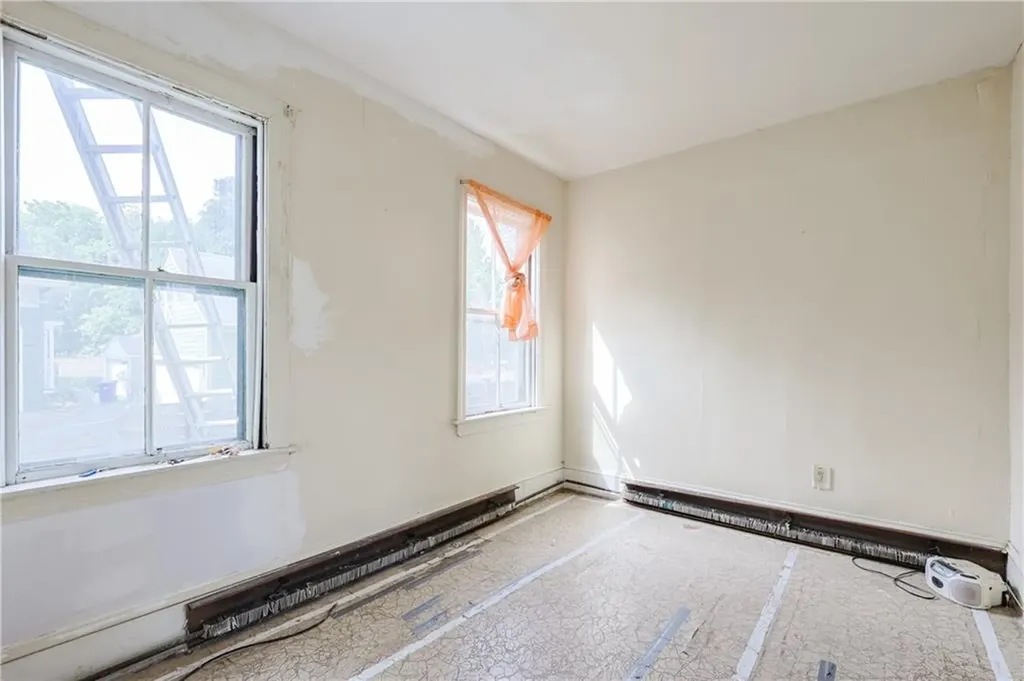 61 Whitmarsh Street Providence RI 02907