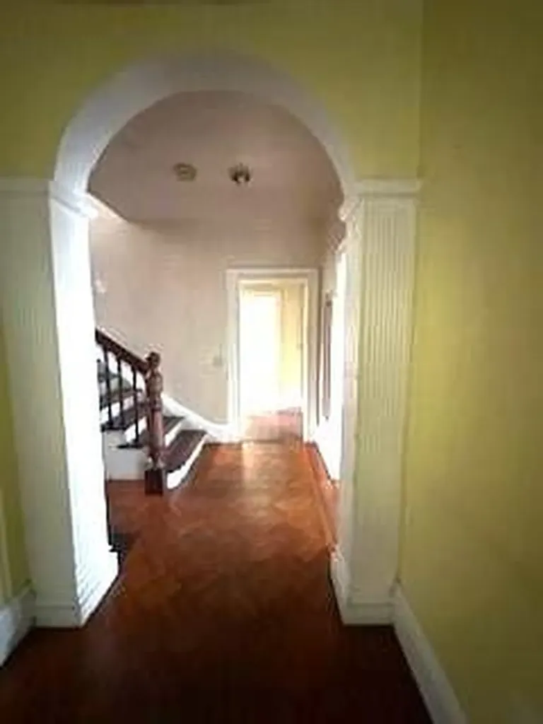 61 Whitmarsh Street Providence RI 02907