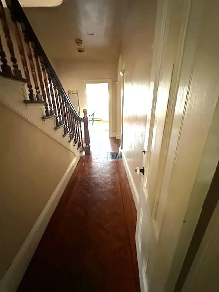 61 Whitmarsh Street Providence RI 02907