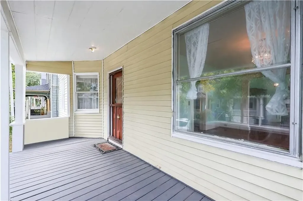 61 Whitmarsh Street Providence RI 02907