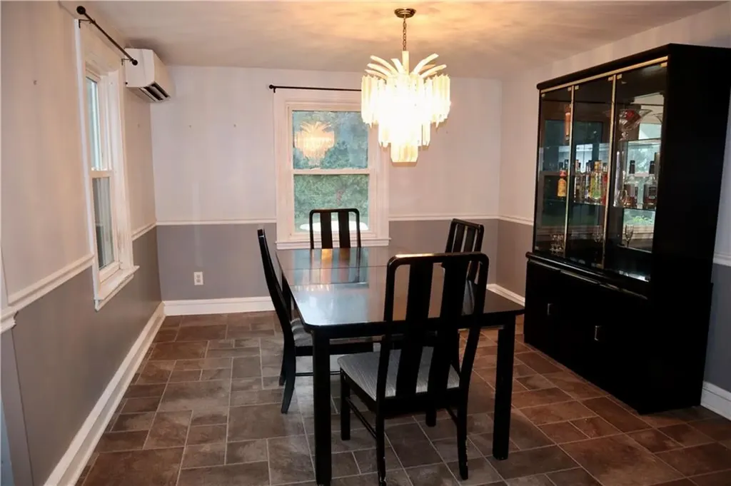 10 Fairfield Avenue East Providence RI 02915