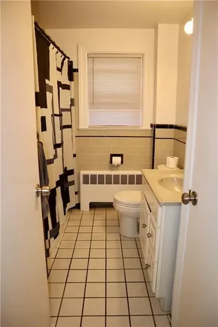 10 Fairfield Avenue East Providence RI 02915