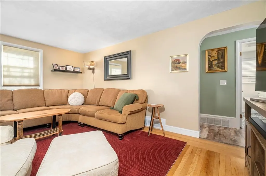 12 Halsey Drive Smithfield RI 02917
