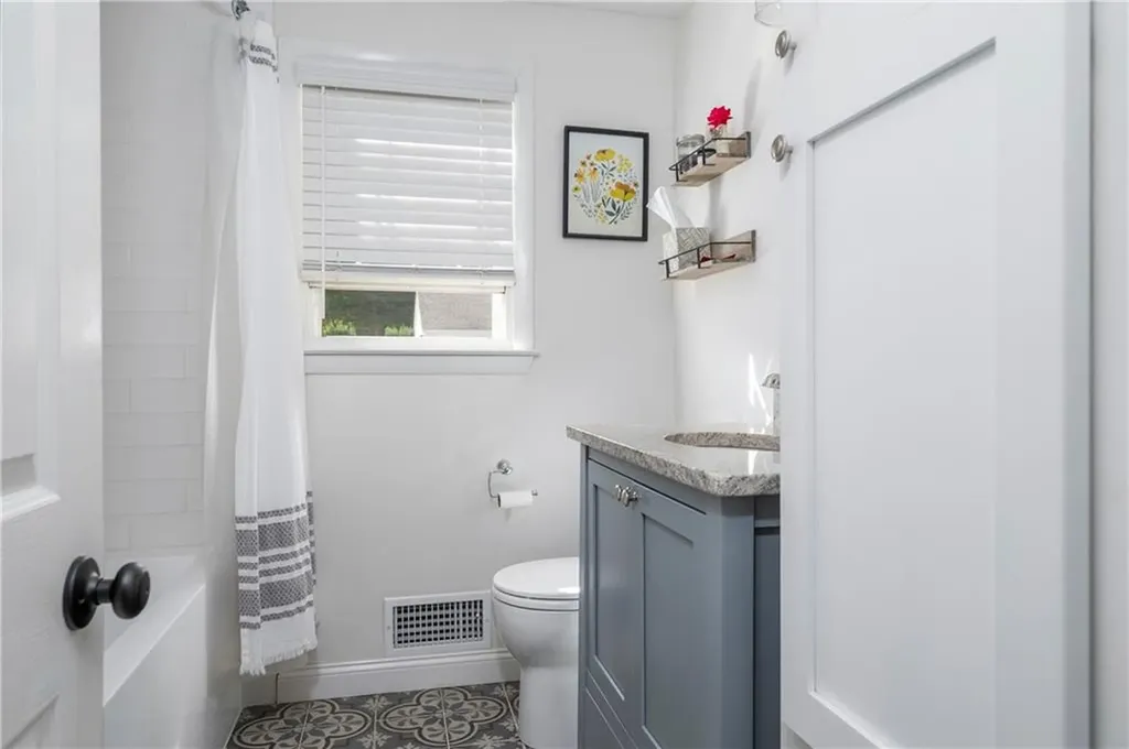 12 Halsey Drive Smithfield RI 02917