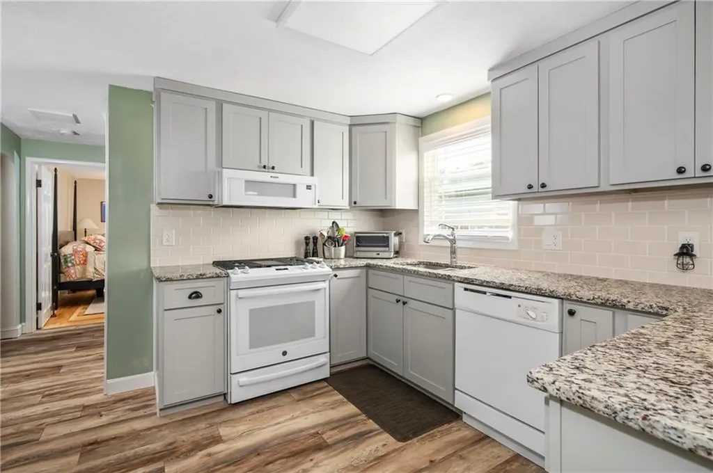 12 Halsey Drive Smithfield RI 02917
