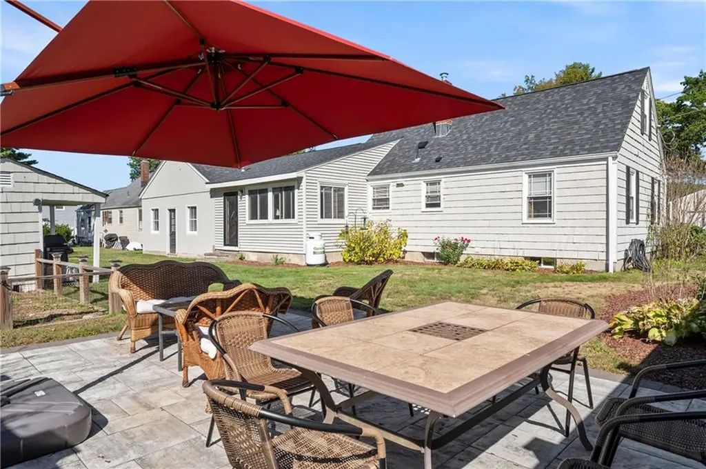 12 Halsey Drive Smithfield RI 02917