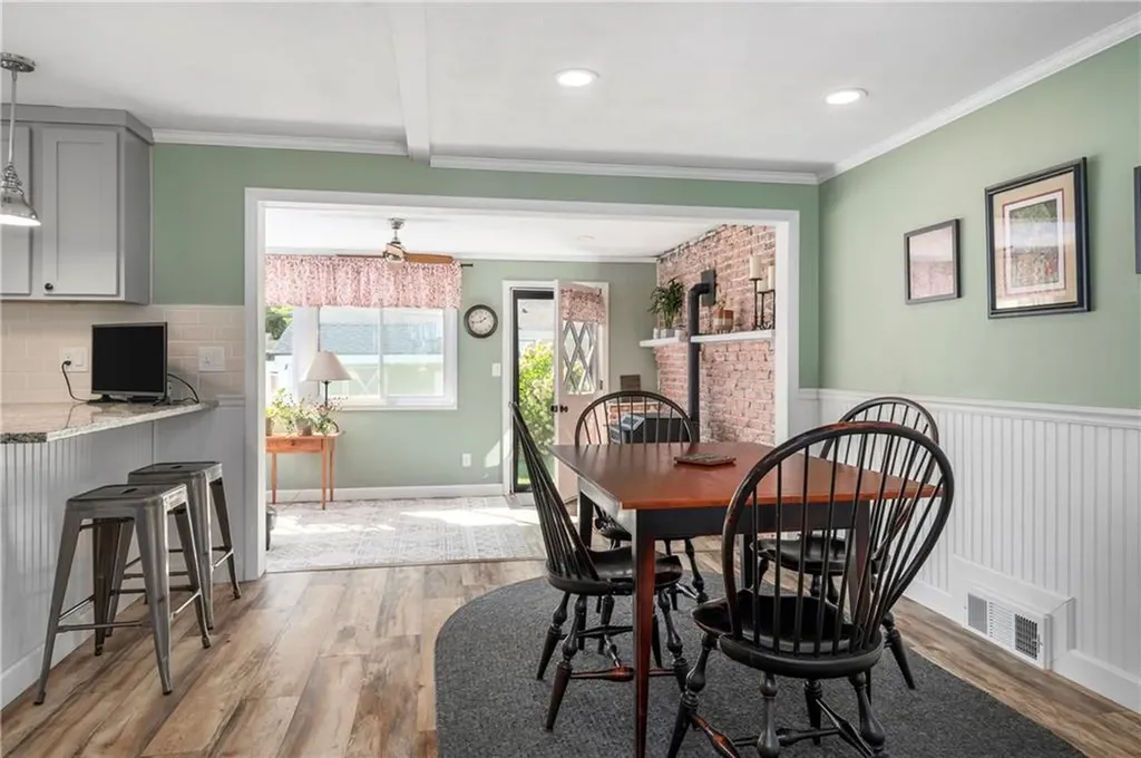 12 Halsey Drive Smithfield RI 02917