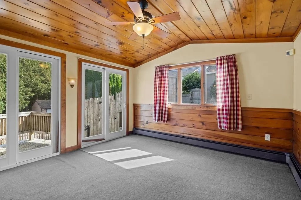 17 David Drive Johnston RI 02919