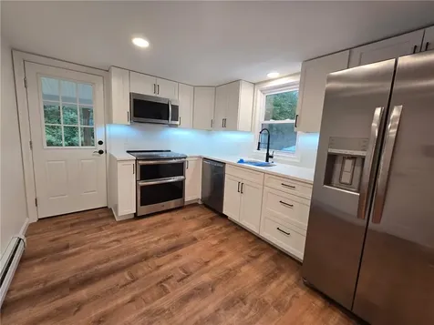 657 Greenville Avenue Johnston RI 02917