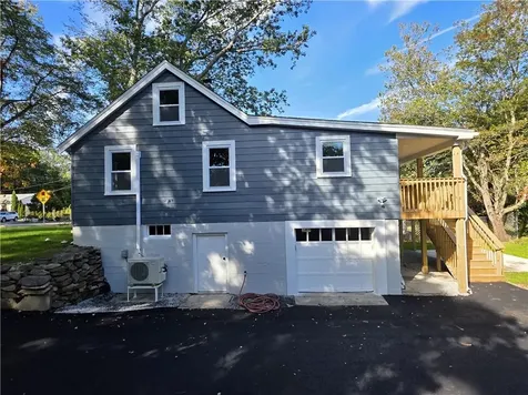 657 Greenville Avenue Johnston RI 02917