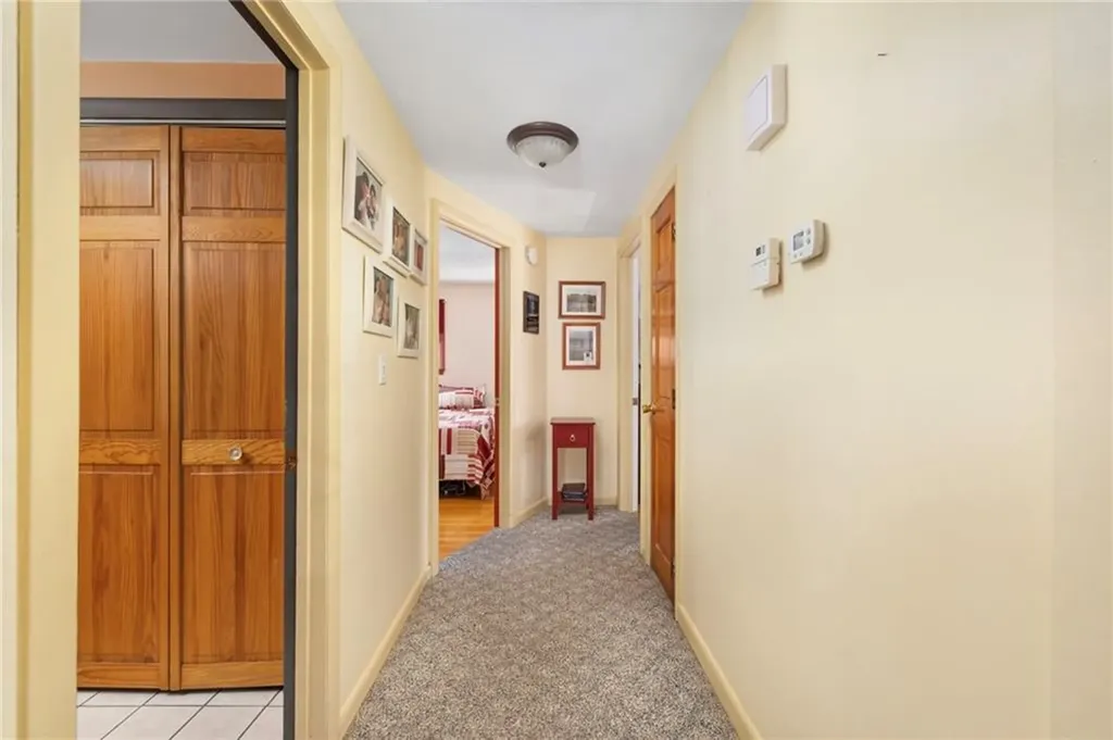 4 Avenue E Lincoln RI 02865