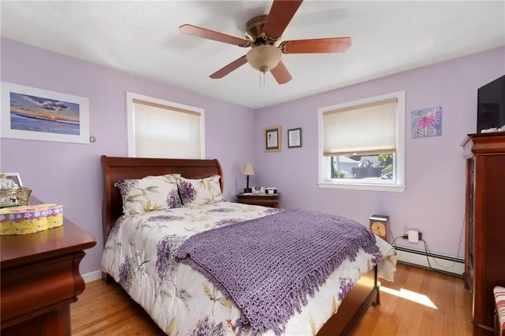 4 Avenue E Lincoln RI 02865