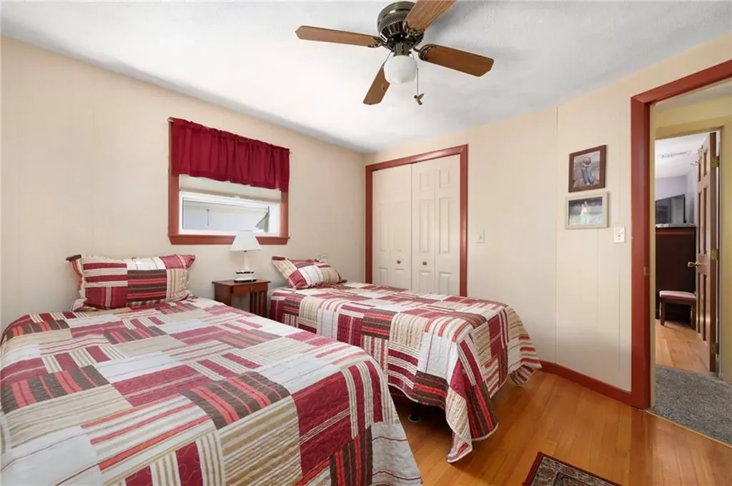 4 Avenue E Lincoln RI 02865