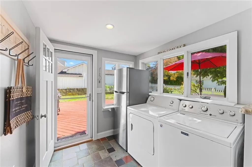 4 Westminster Street Westerly RI 02891