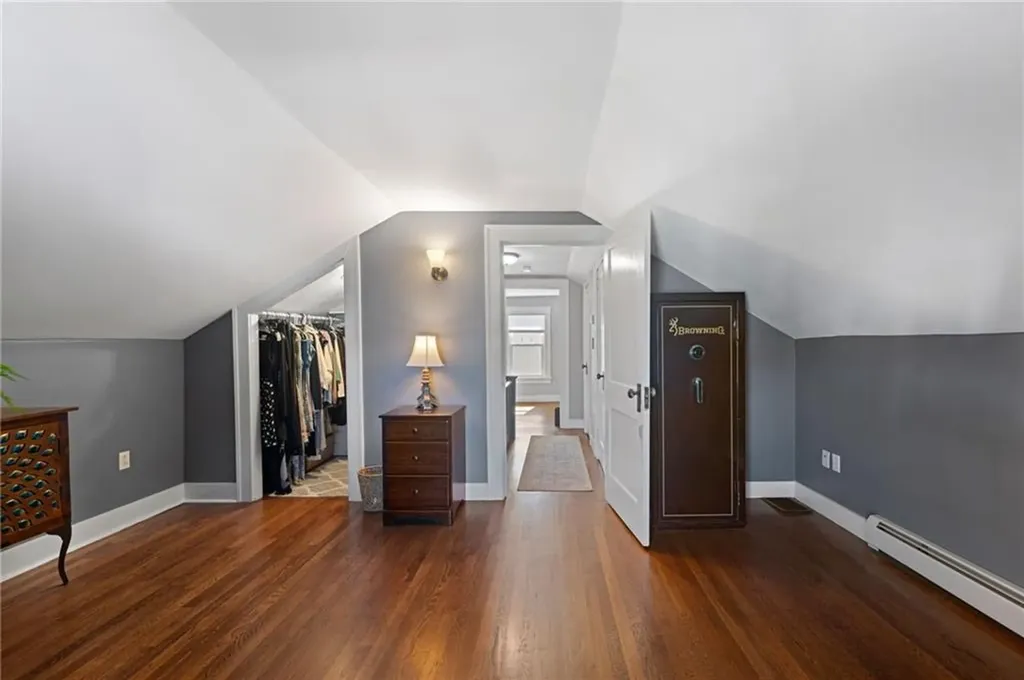 4 Westminster Street Westerly RI 02891