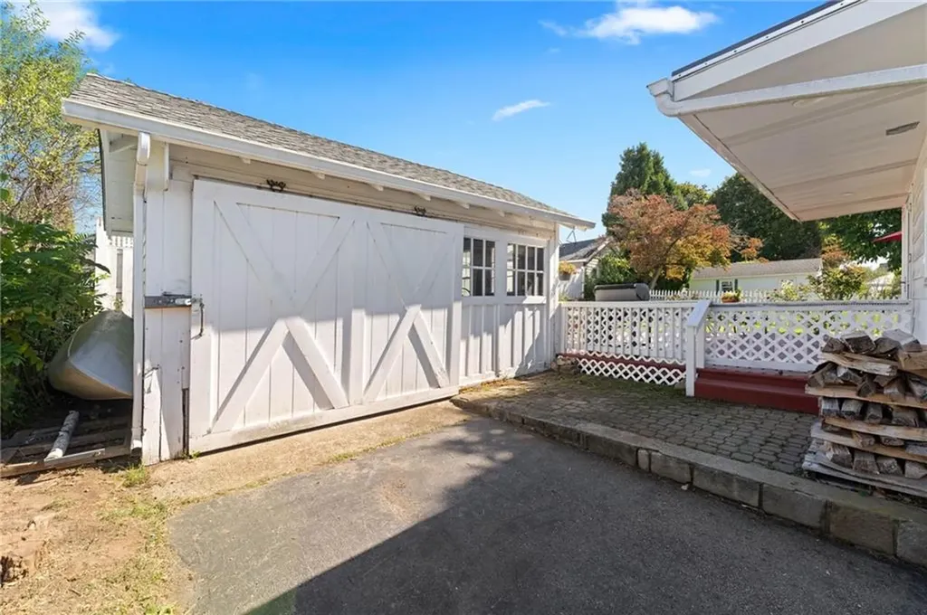 4 Westminster Street Westerly RI 02891