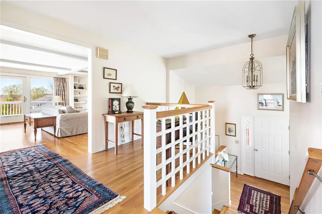 124 Houston Avenue Narragansett RI 02882
