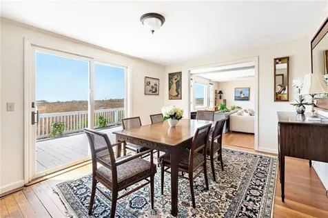 124 Houston Avenue Narragansett RI 02882