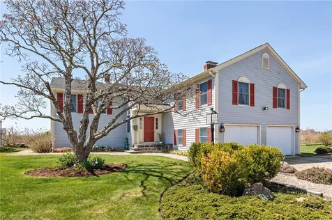 124 Houston Avenue Narragansett RI 02882