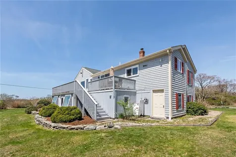 124 Houston Avenue Narragansett RI 02882
