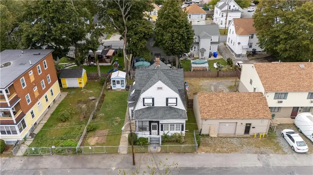 15 Redfern Street North Providence RI 02911