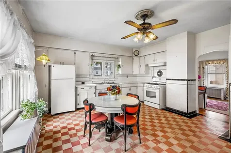 15 Redfern Street North Providence RI 02911