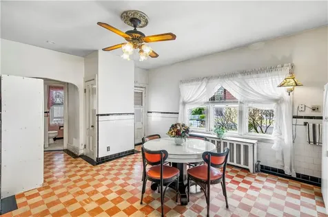 15 Redfern Street North Providence RI 02911