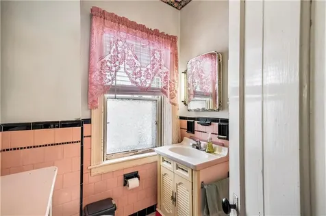 15 Redfern Street North Providence RI 02911