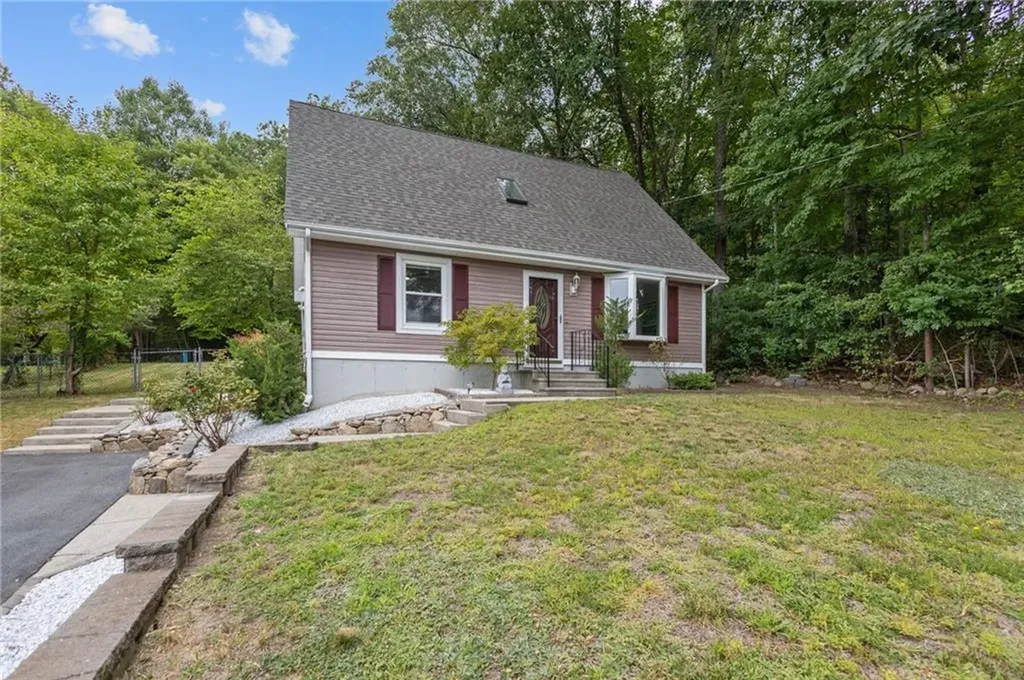 105 Miles Avenue Woonsocket RI 02895