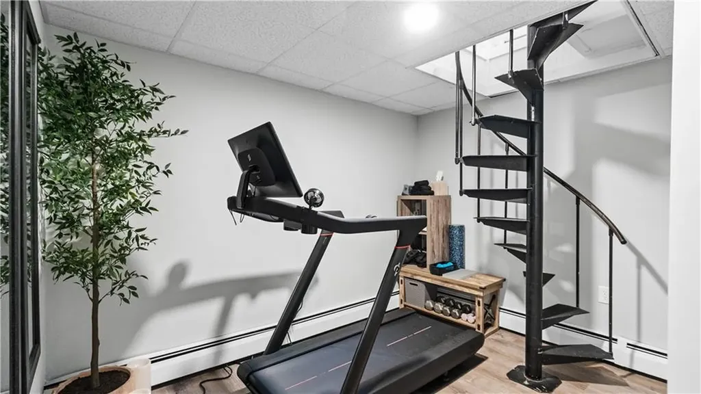 38 Parade Road Warwick RI 02886