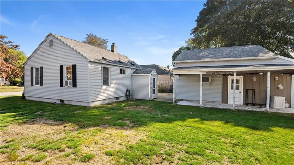 38 Parade Road Warwick RI 02886