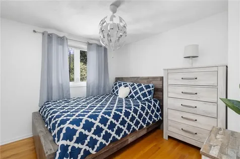 80 Old Pine Road Narragansett RI 02882