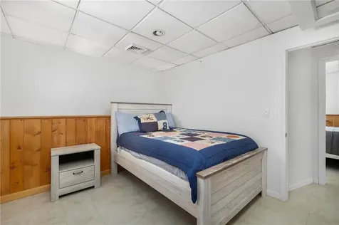 80 Old Pine Road Narragansett RI 02882