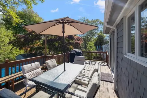 80 Old Pine Road Narragansett RI 02882