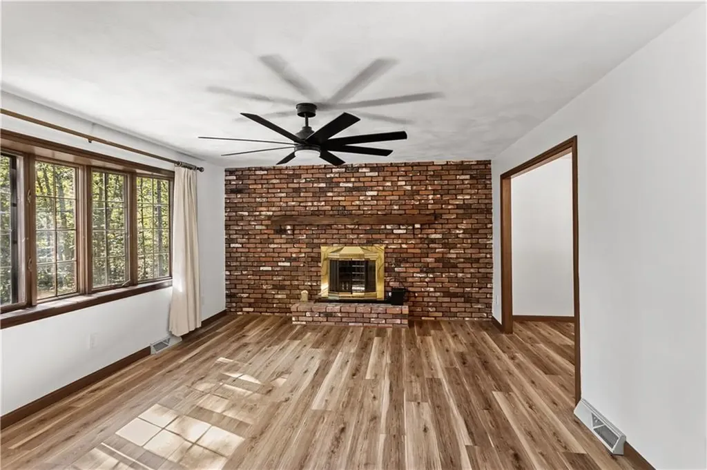 886 Weaver Hill Road Coventry RI 02816
